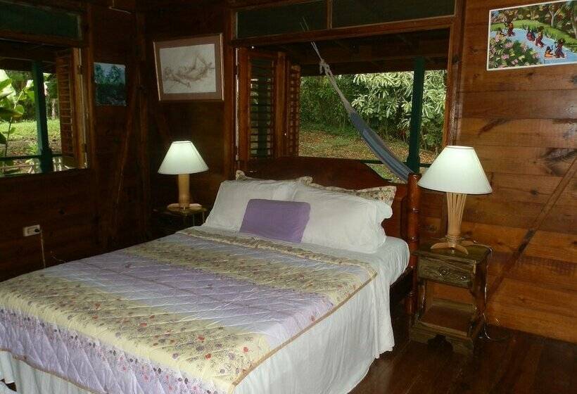 پانسیون Harding Hall Hideaway