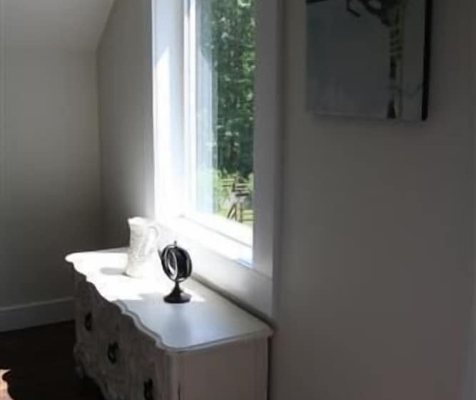 Pension Maple Grove Guest House