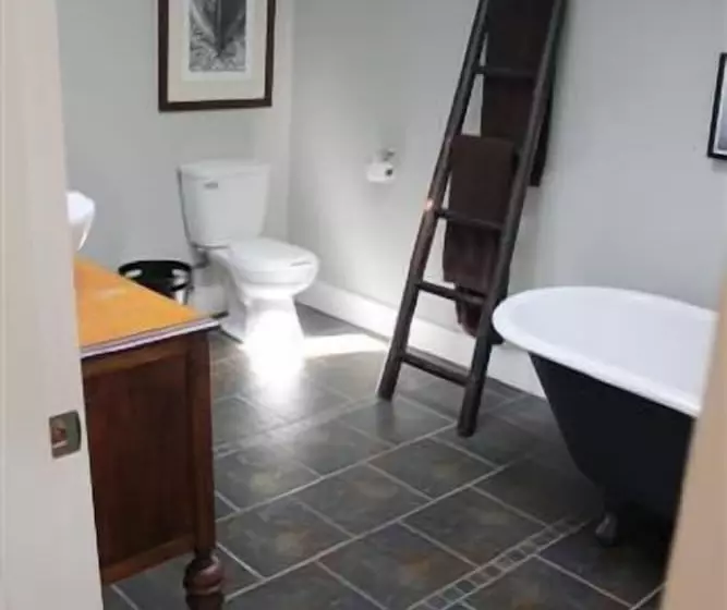 ペンション Maple Grove Guest House