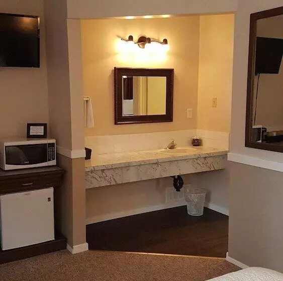 Rivermount Motel Campground And Rv Park