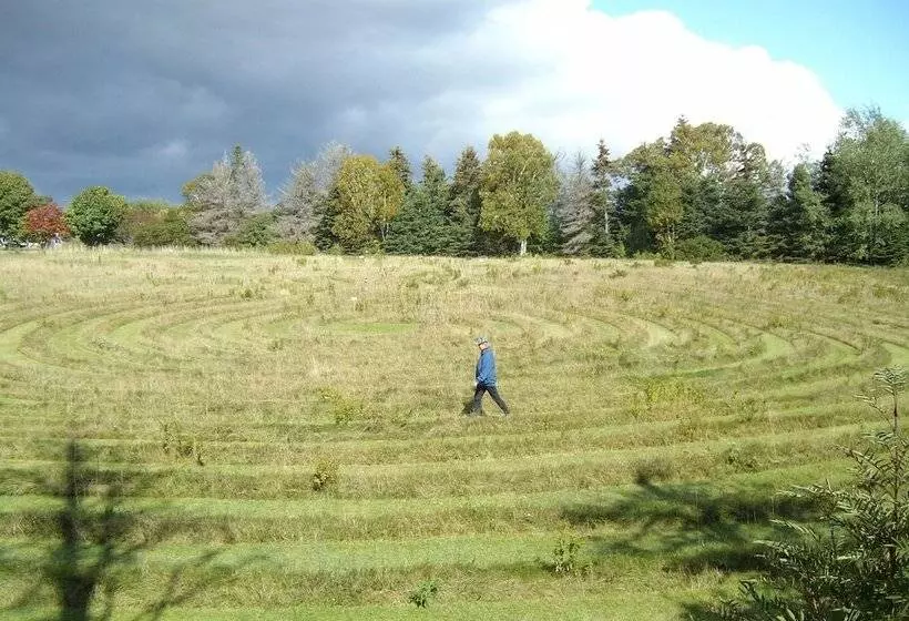 Singing Sands Inn Motel