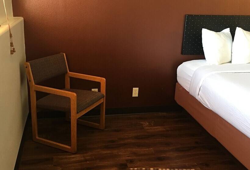 The Galley Hotel Bar And Grill