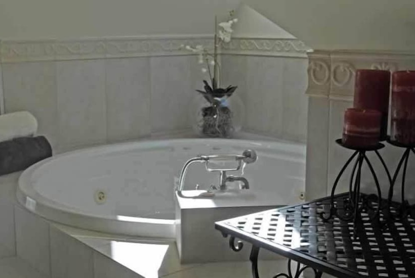 Bed and Breakfast Stoneleigh Lodge