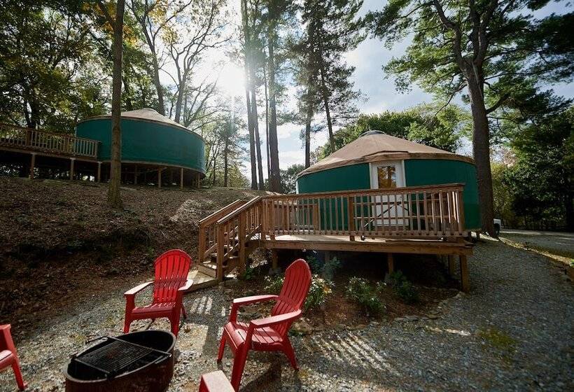 هتل Circle M Rv & Camping Resort Caravan Park