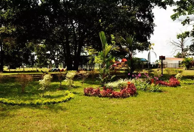 ホテル Ciudad Resort Campestre