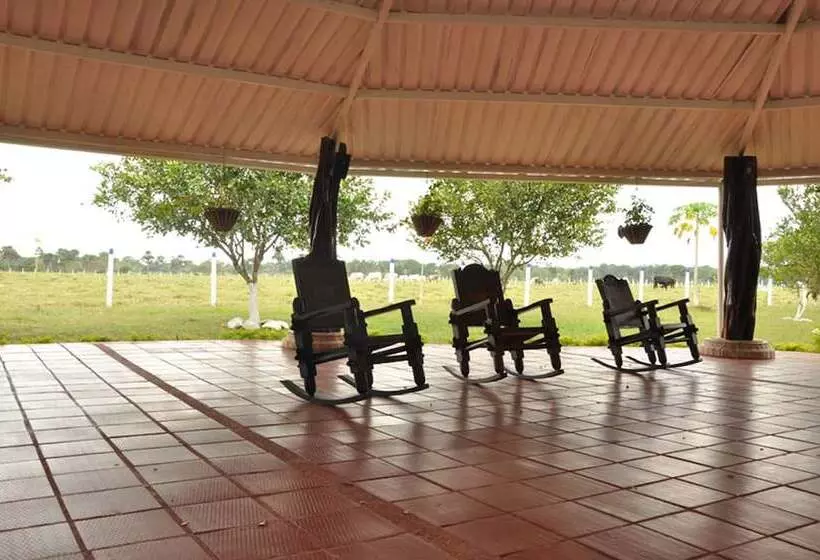 ホテル Ciudad Resort Campestre