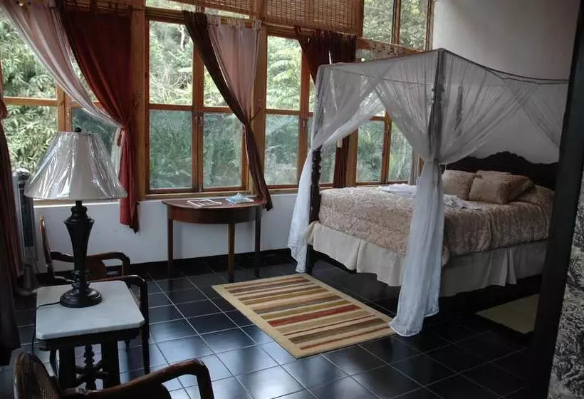 هتل Forres Park Resort & Spa