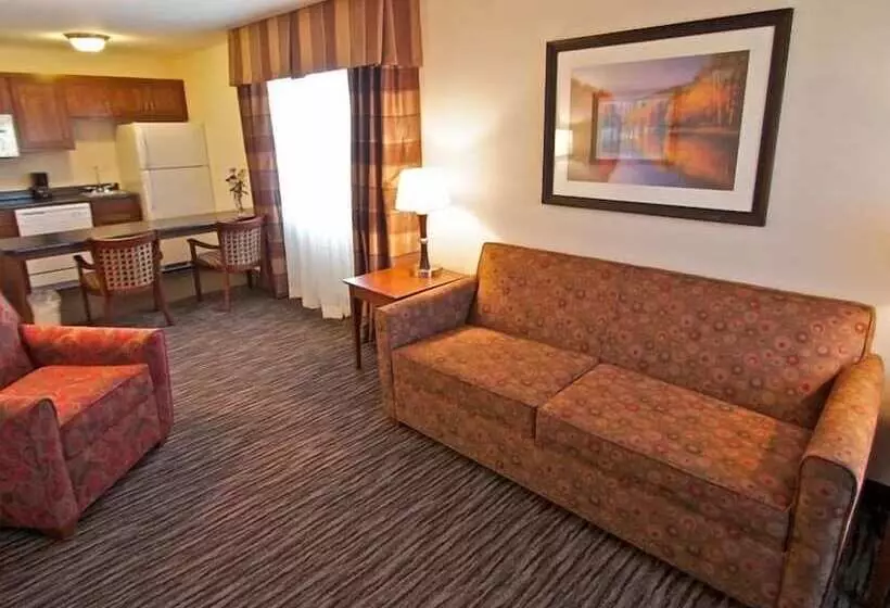 Hotelli American Inn & Suites