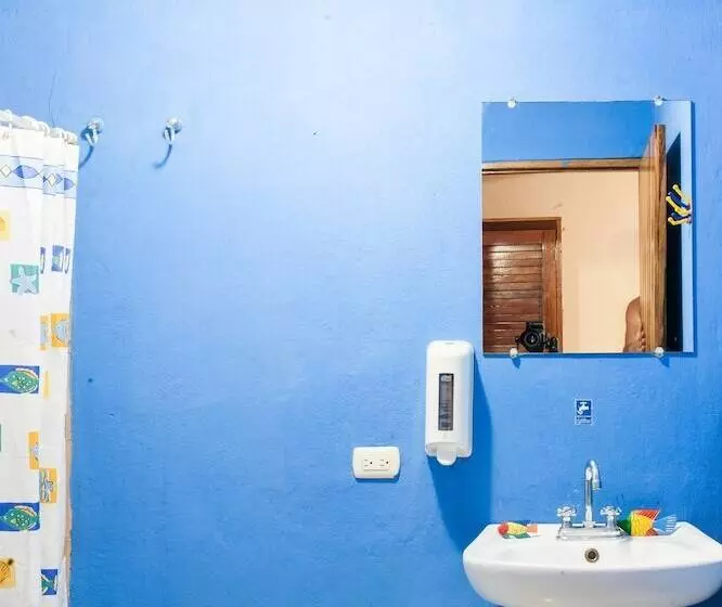 Hotelli Hamacas Astillero