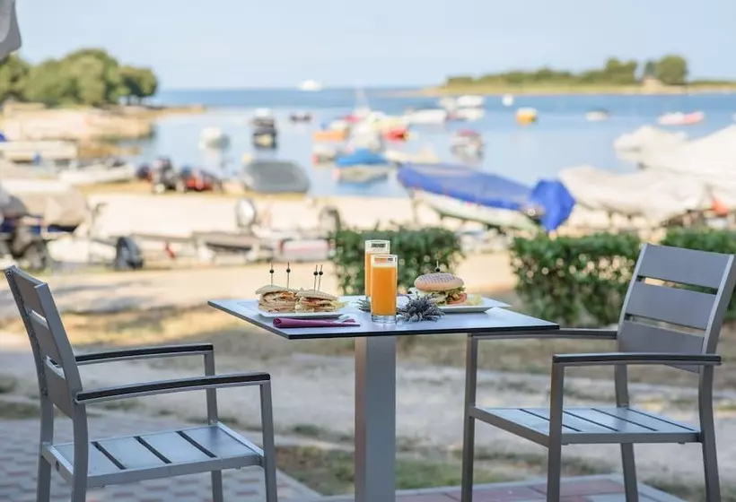 ホテル Maistra Camping Polari Pitches