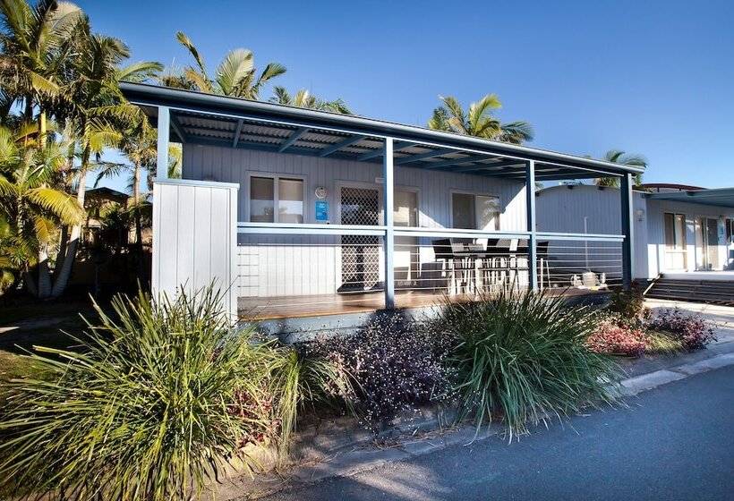 Отель Tasman Holiday Parks North Star