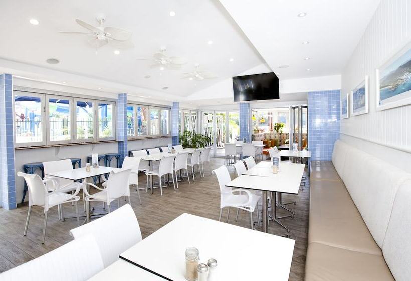 Отель Tasman Holiday Parks North Star