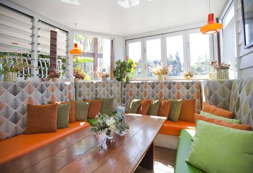 Отель Tasman Holiday Parks North Star