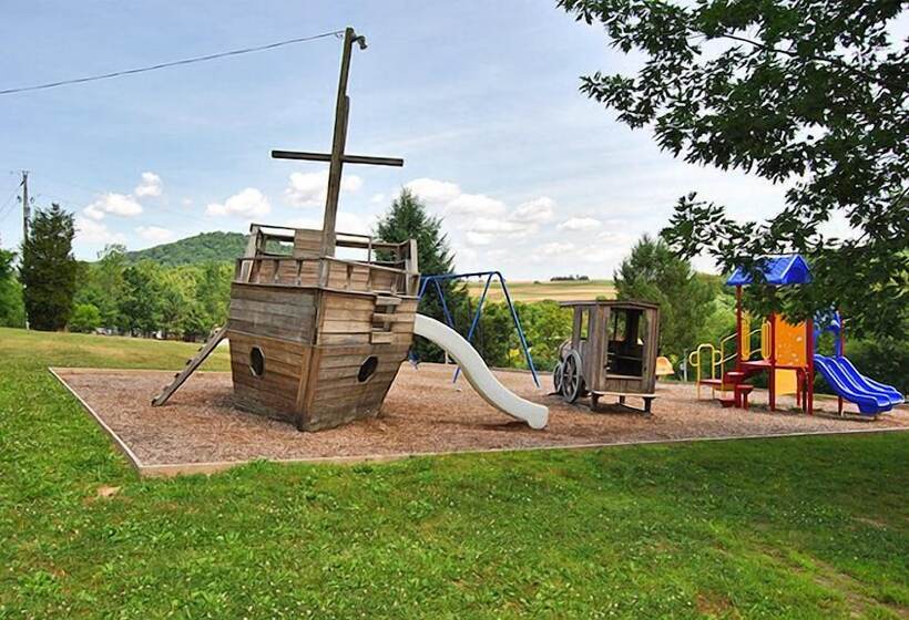 Szálloda Robin Hill Rv Resort & Campground   Caravan Park