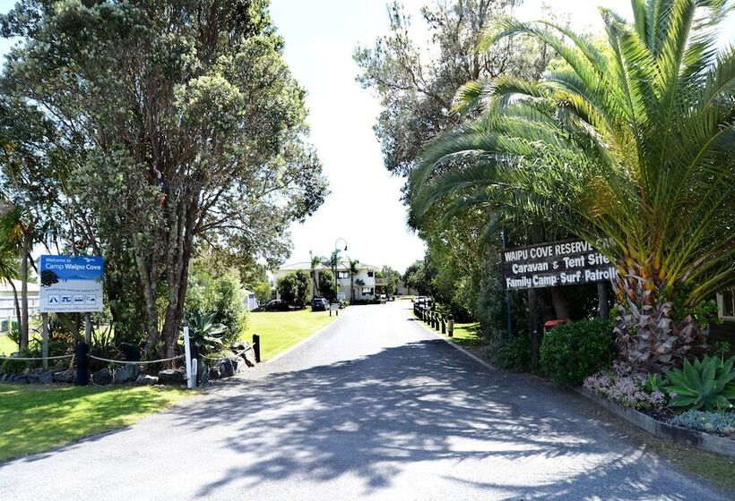 モーテル Camp Waipu Cove