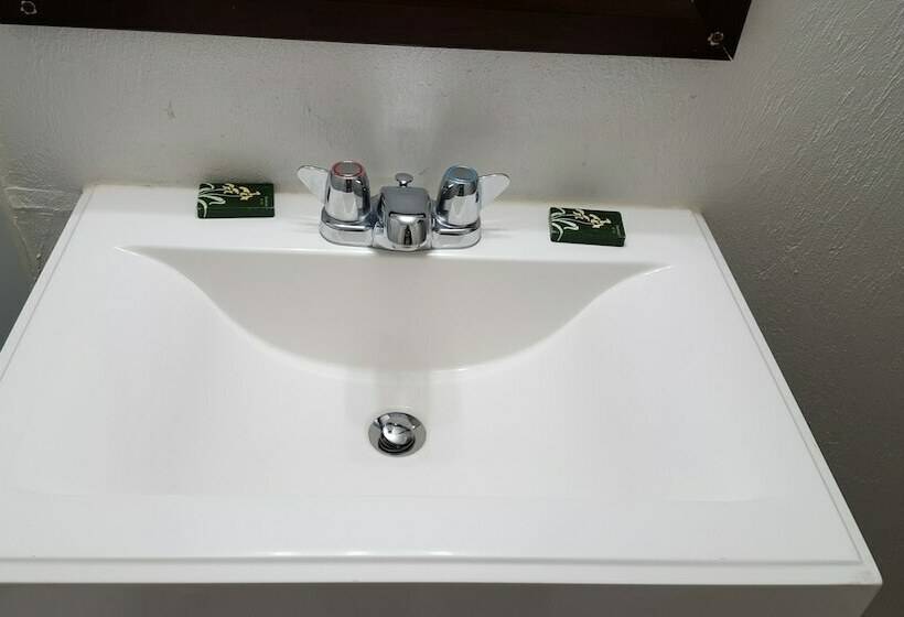 מוטל Huntingdon Inn