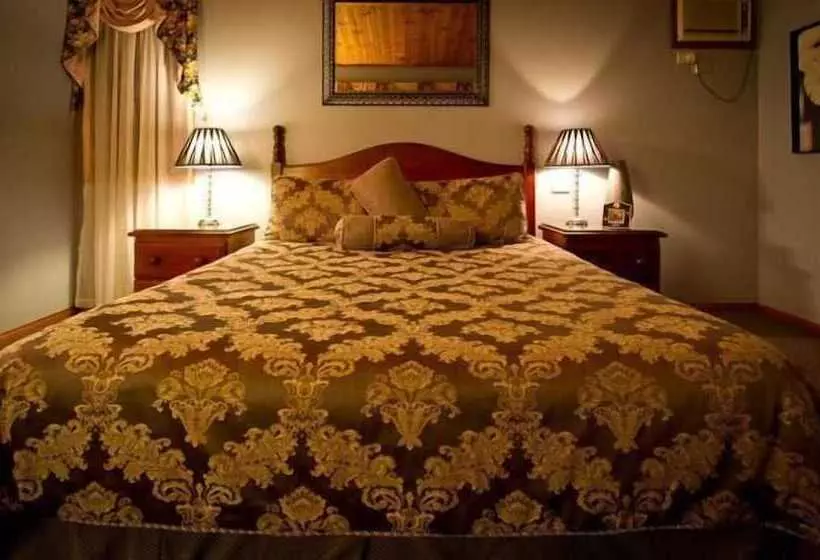 Motelli Riverwood Downs Mountain Valley Resort