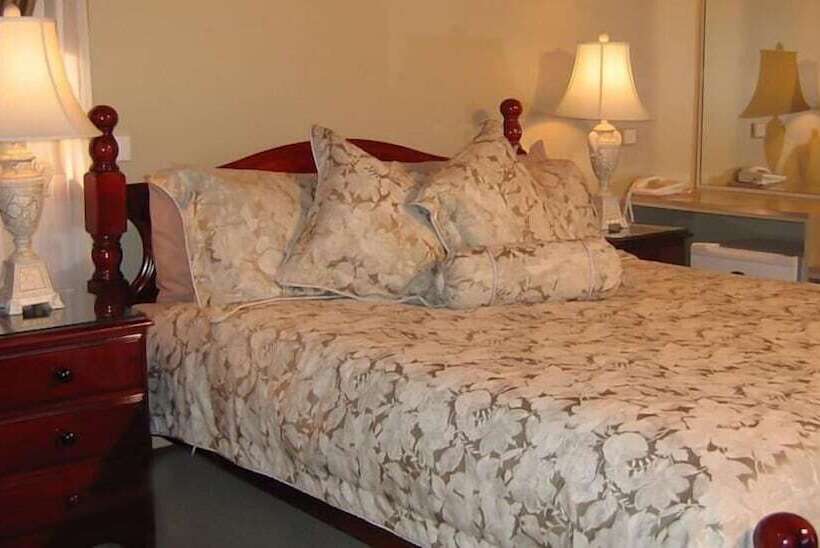 モーテル Riverwood Downs Mountain Valley Resort