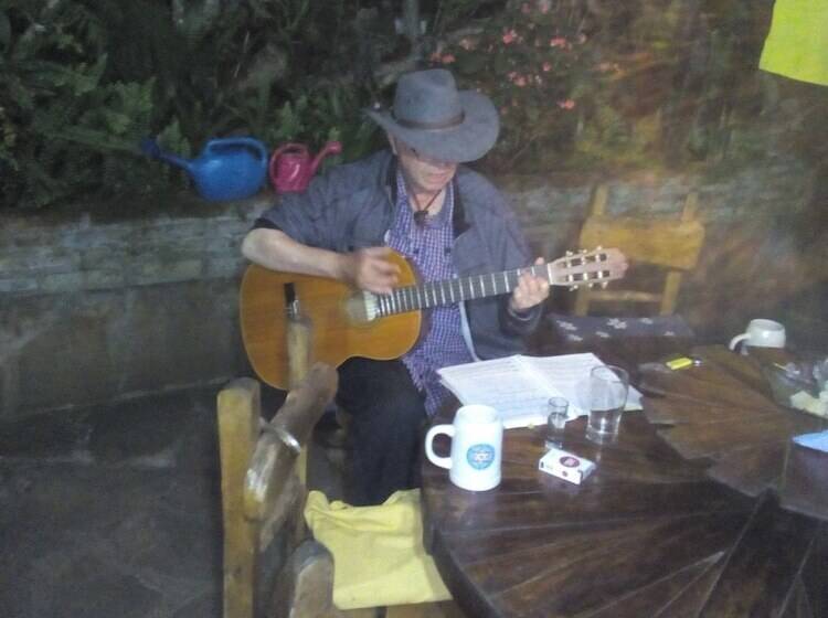 پانسیون Country