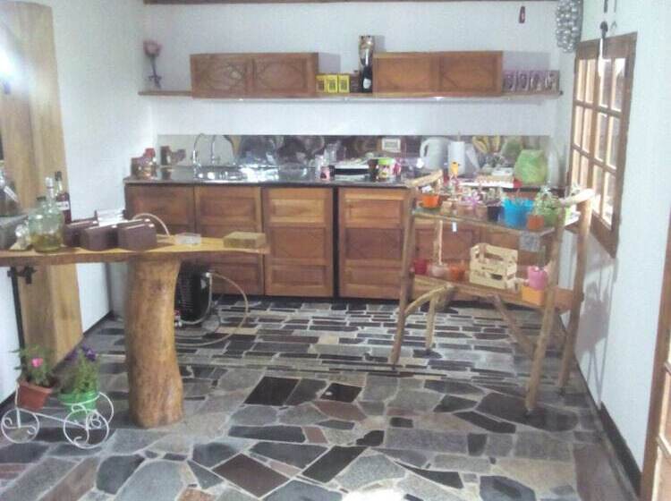 پانسیون Country