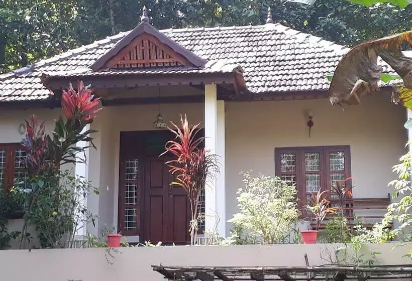 Majatalo Mannaas Veedu Retreat & Spa