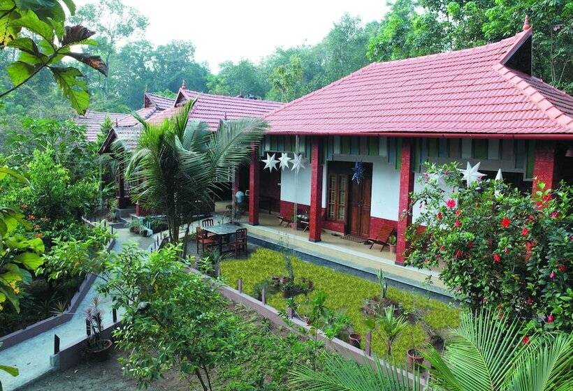 פנסיון Mannaas Veedu Retreat & Spa