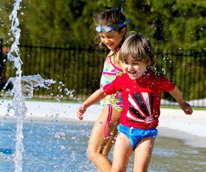 リゾートホテル Big4 Saltwater @ Yamba Holiday Park