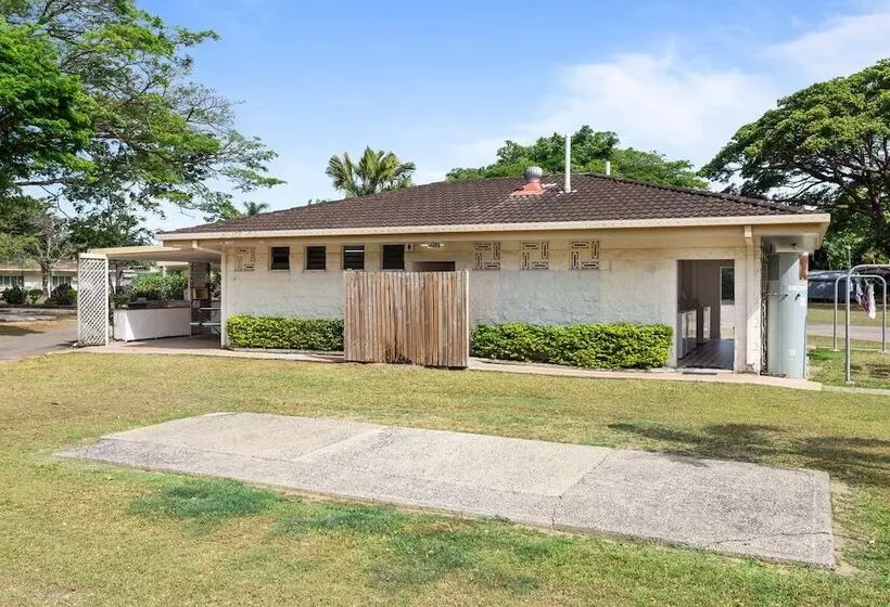 Lomakeskus First City Caravilla