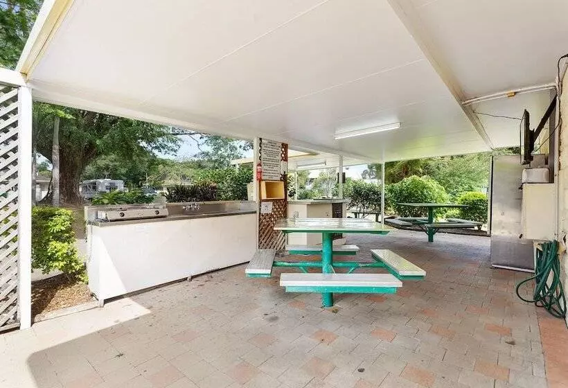 Lomakeskus First City Caravilla