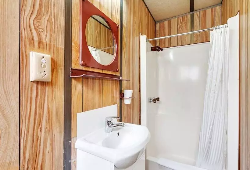 Lomakeskus First City Caravilla