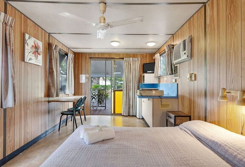 אתר נופש First City Caravilla