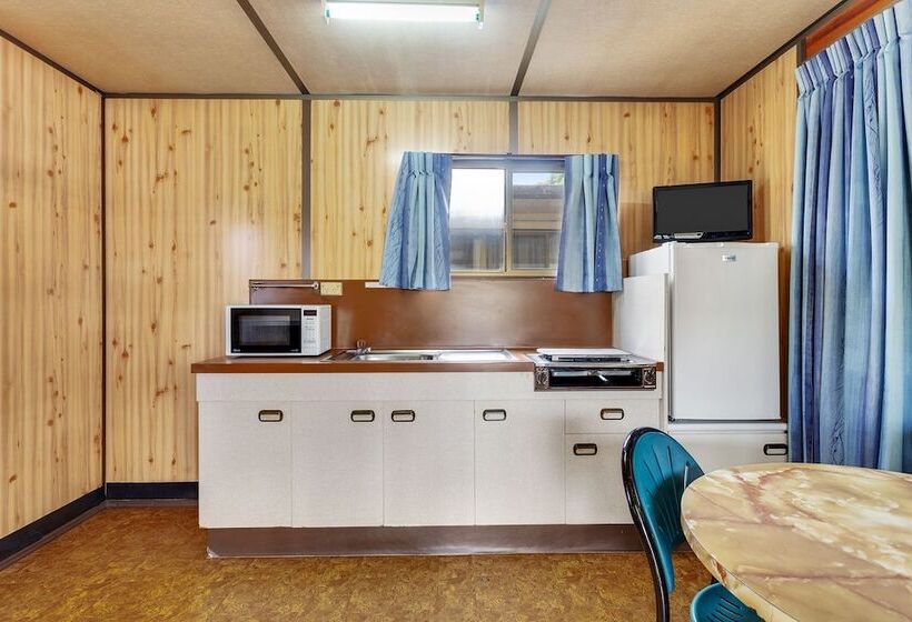 אתר נופש First City Caravilla