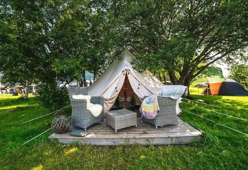 Lomakeskus Topcamp Havblikk   Helgeland