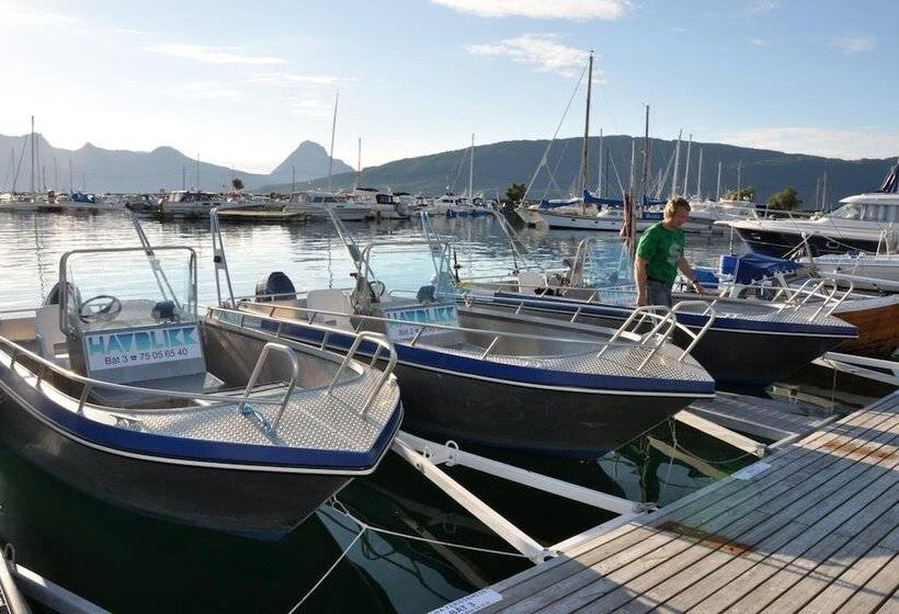 Resort Topcamp Havblikk   Helgeland