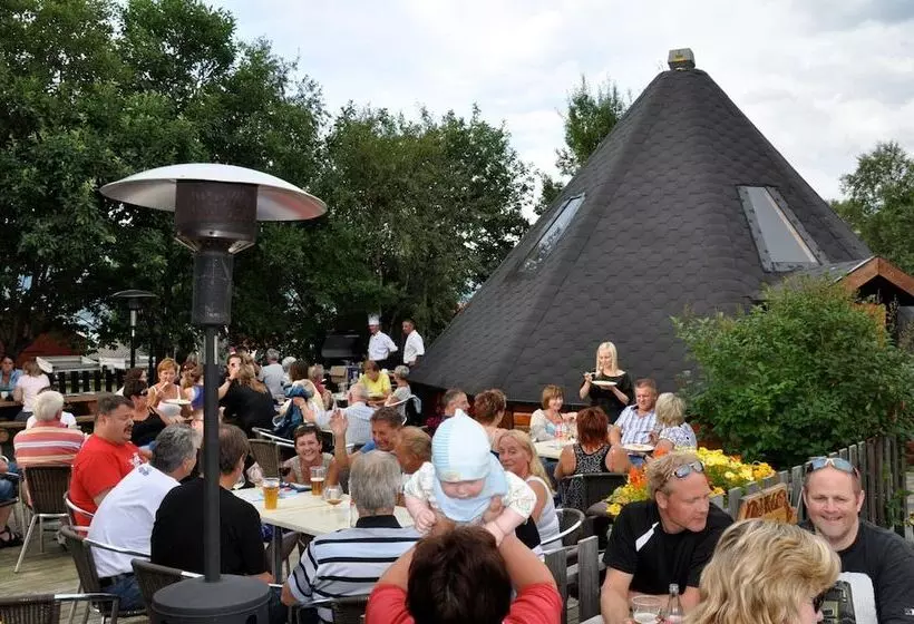 Lomakeskus Topcamp Havblikk   Helgeland