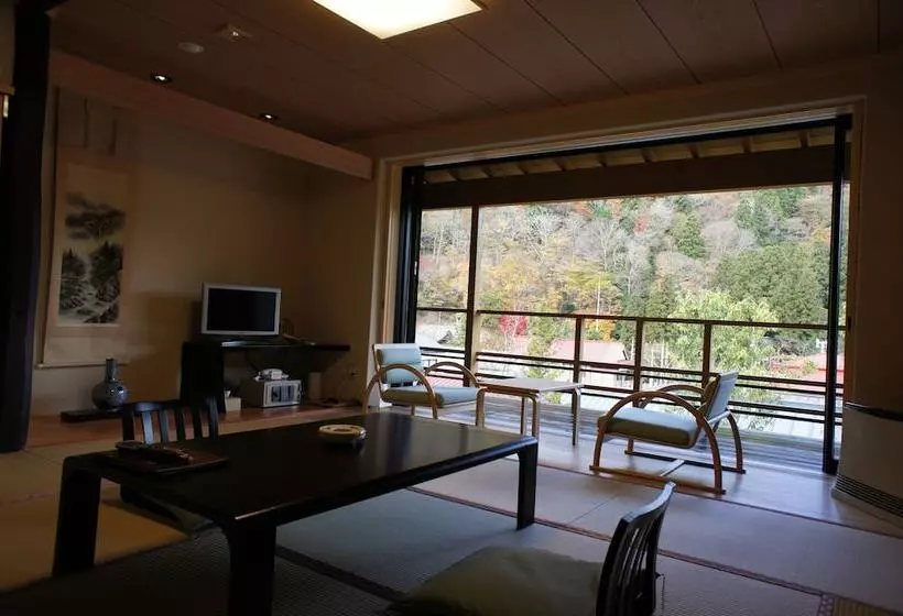 旅館 Yado Hanaya Tokubei   Dorogawa Onsen Hot Spring