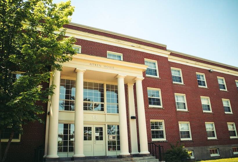 Unb Fredericton Summer Accommodations Hostel