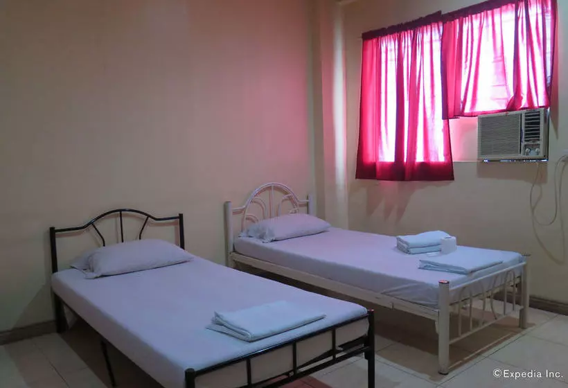 C Est La Vie Pension