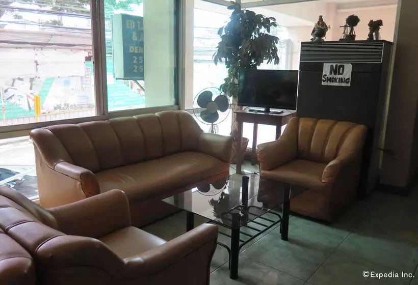 C Est La Vie Pension