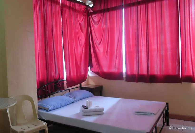 C Est La Vie Pension