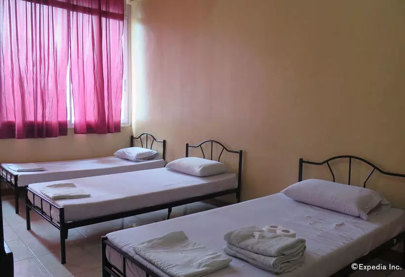 C Est La Vie Pension