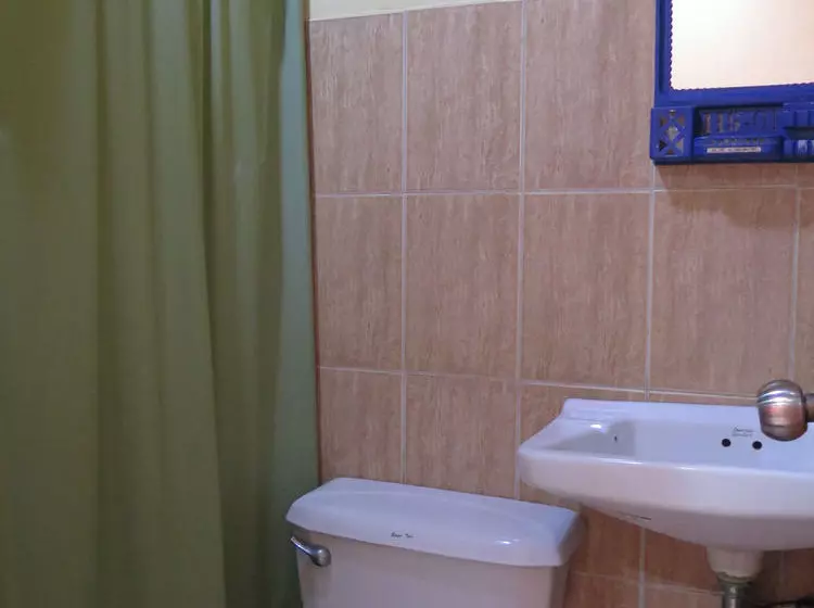 C Est La Vie Pension