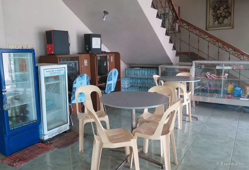 C Est La Vie Pension