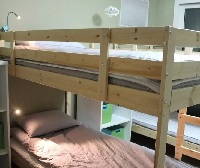 Dreamers Guesthouse  Hostel