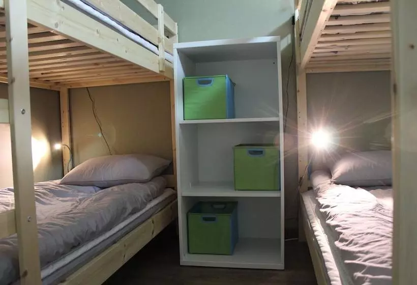 Dreamers Guesthouse  Hostel