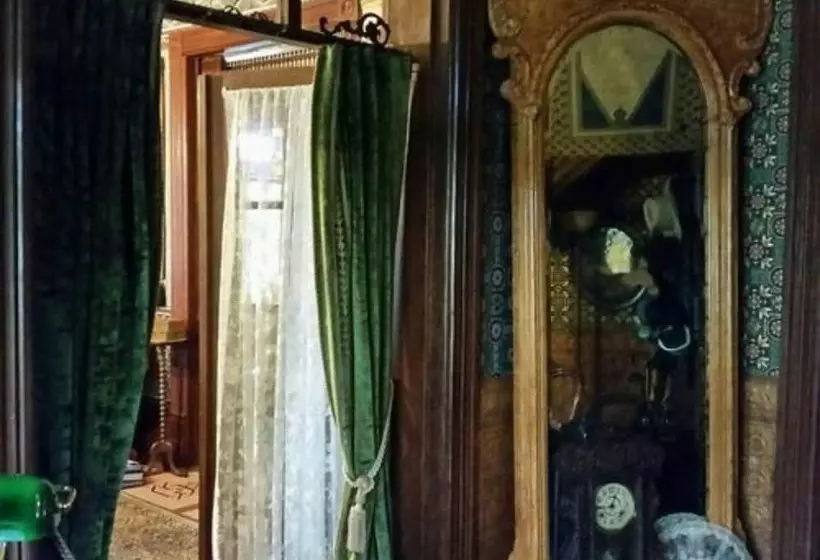 Geiger Victorian B&b