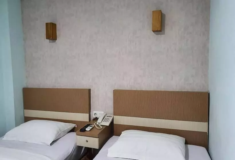 בית מלון כפרי Amaliun