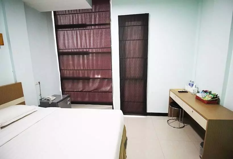 בית מלון כפרי Amaliun