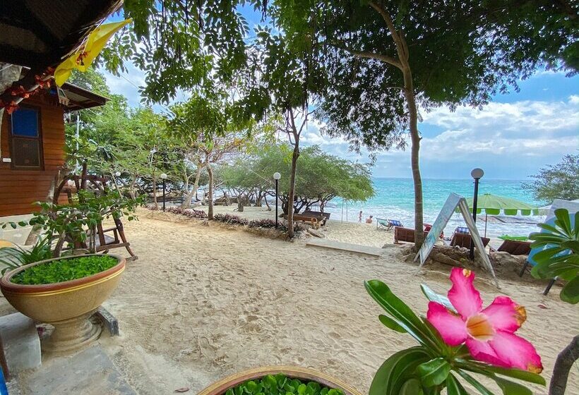 ホテル Banthaisangthain Resort