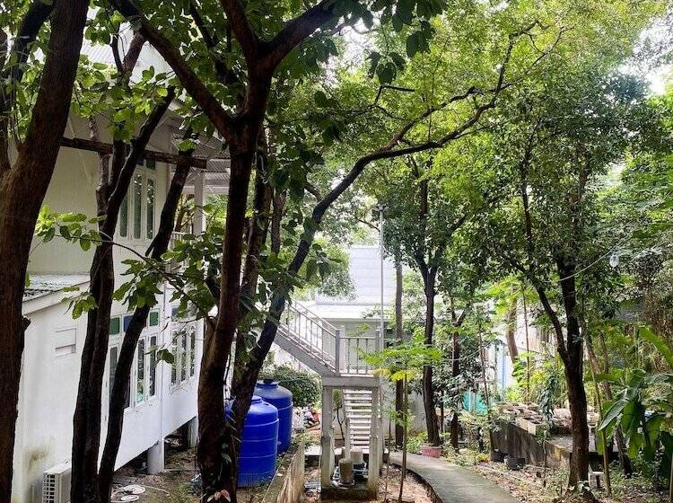 ホテル Banthaisangthain Resort